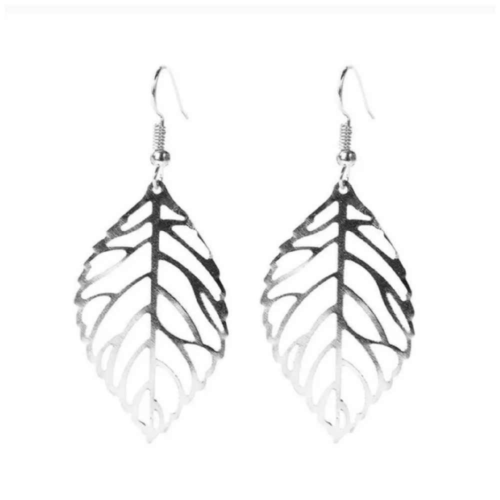 💋Beautiful leaf dangle Earrings. - Picture 2 of 2